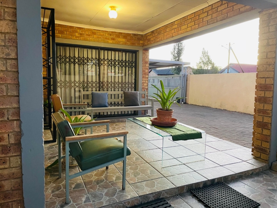 3 Bedroom Property for Sale in Mandela View Free State